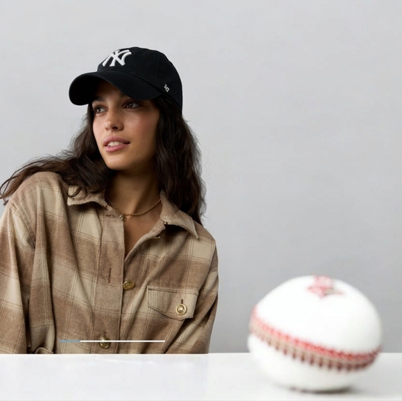 NEW! AE Oversized Plaid Shacket – Retro Chic Vibes with Gold Buttons Xlarge - Picture 7 of 10